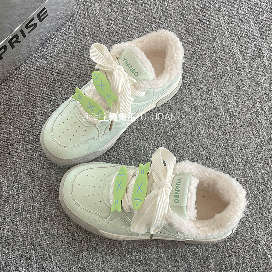 SADISA campus de viento de fondo grueso zapatos blancos para estudiantes zapatos casuales para mujeres 2025 nuevos zapatos de pan de invierno para mujeres