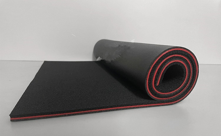 Customized low-frequency car high-density soundproofing cotton, shock-absorbing board, three-in-one soundproofing material, universal chassis noise reduction