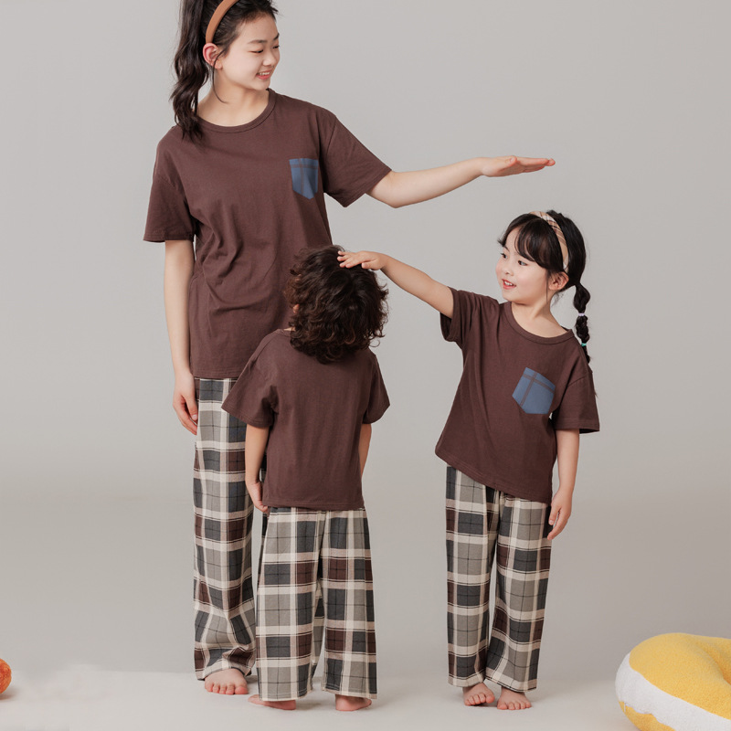 Cotton sleeves, brown colored set