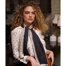 丝巾;围巾;披肩