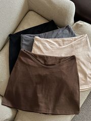 Korean Retro Spicy Girl's V-Neck Design Mini Skirt with Safety Pant for Petite Women - Summer Half Body Skirt