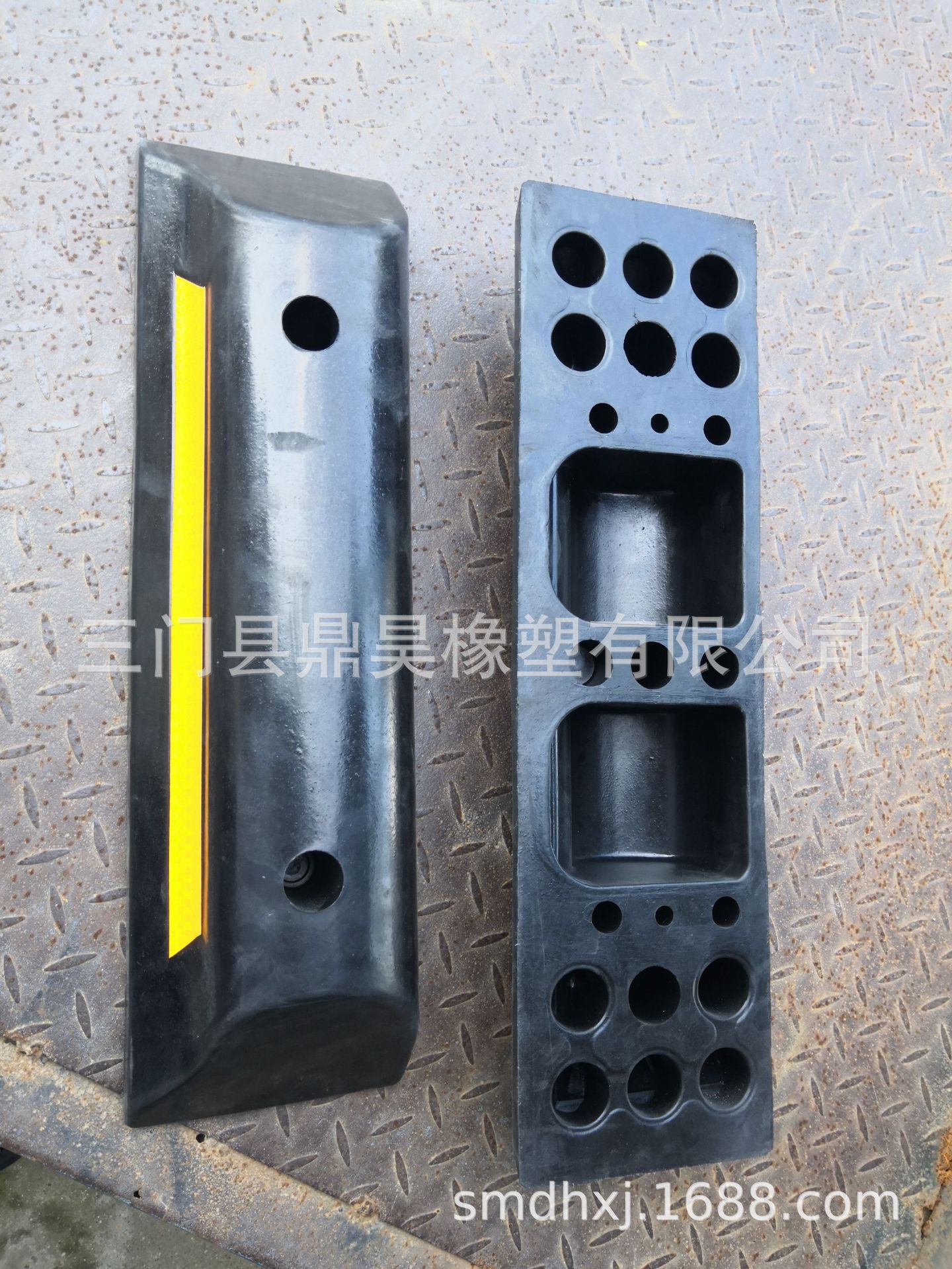 车轮定位器挡车器阻退块挡轮胶防撞块限位块车位停止线