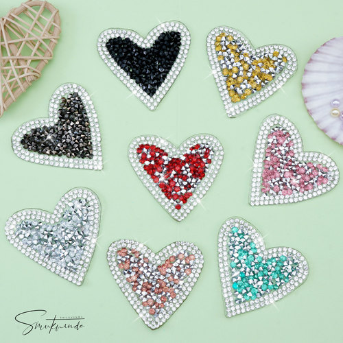 Hot melt adhesive decorative net, love diamond, hot diamond, creative patch, clothing bag patch, mobile phone case hot picture, direct supply from the manufacturer