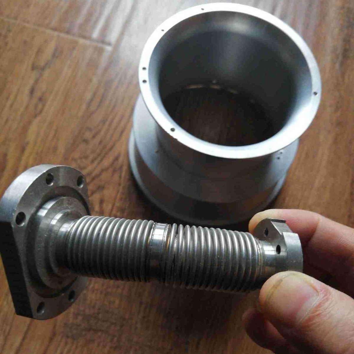 机械制造焊接，装配，各种实验装置，非标件及。非标机械加工精密