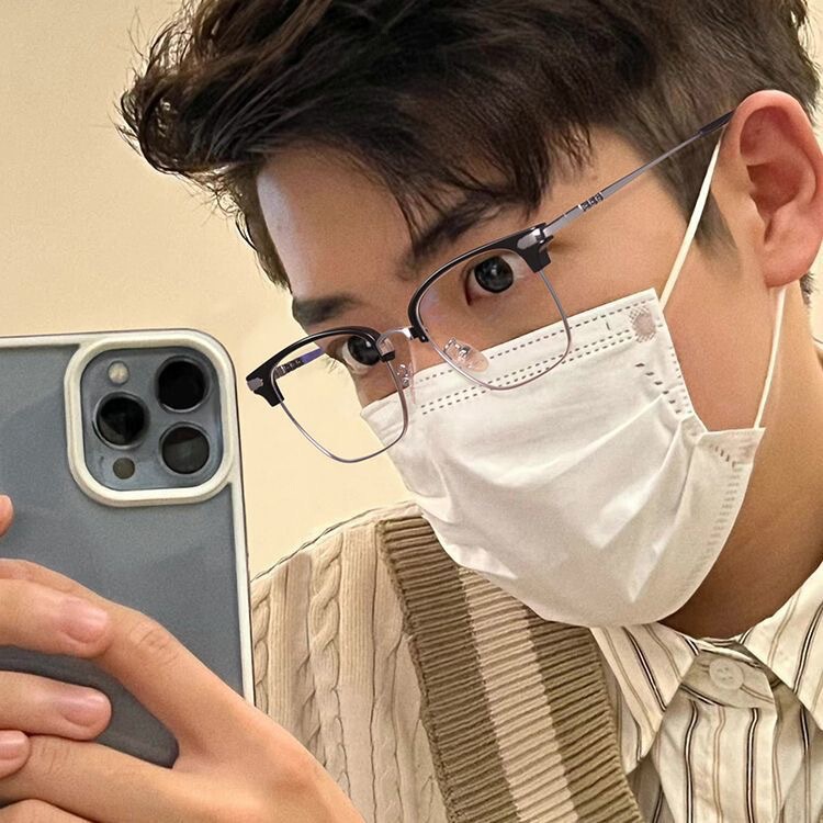 Ultra-light anti-blue light technical male myopia adjustable glasses frame flat glasses metal eyebrow glasses frame female Ultra-light anti-blue light technical male myopia adjustable glasses frame flat glasses metal eyebrow glasses frame female