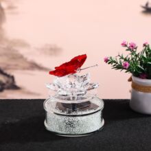 太阳能旋转水晶苹果车载莲花香水座摆件汽车内饰女气质优雅中控台