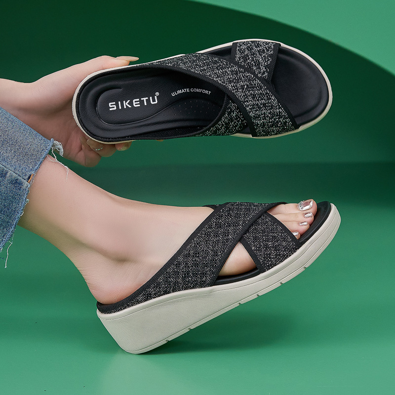 (No vendido) nueva primavera de 2025 estilo de moda casual comercio exterior tacones grandes zapatos de playa frescos