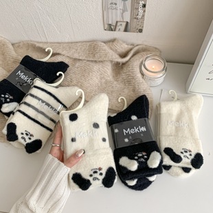 Thickened Camel Hair Socks Women's Black and White Dog Floor Socks Cute Cartoon Three-dimensional Puppy Soft Skin-friendly Women's Socks