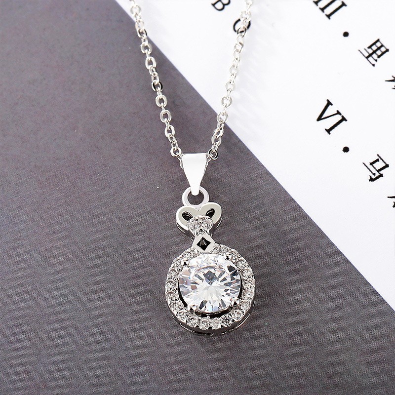 풀 다이아몬드 피쉬테일 목걸이(체인은 포함되지 않음)