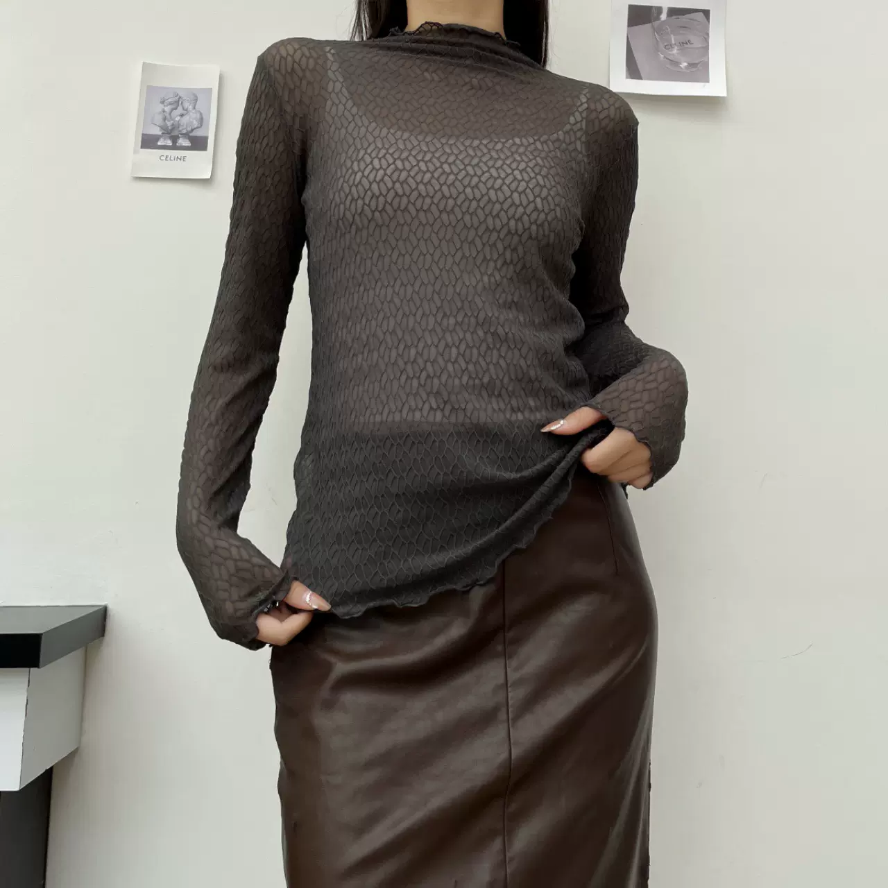 半高领法式蜂窝蕾丝打底衫早秋新款纱衣内搭高级感洋气网纱上衣女
