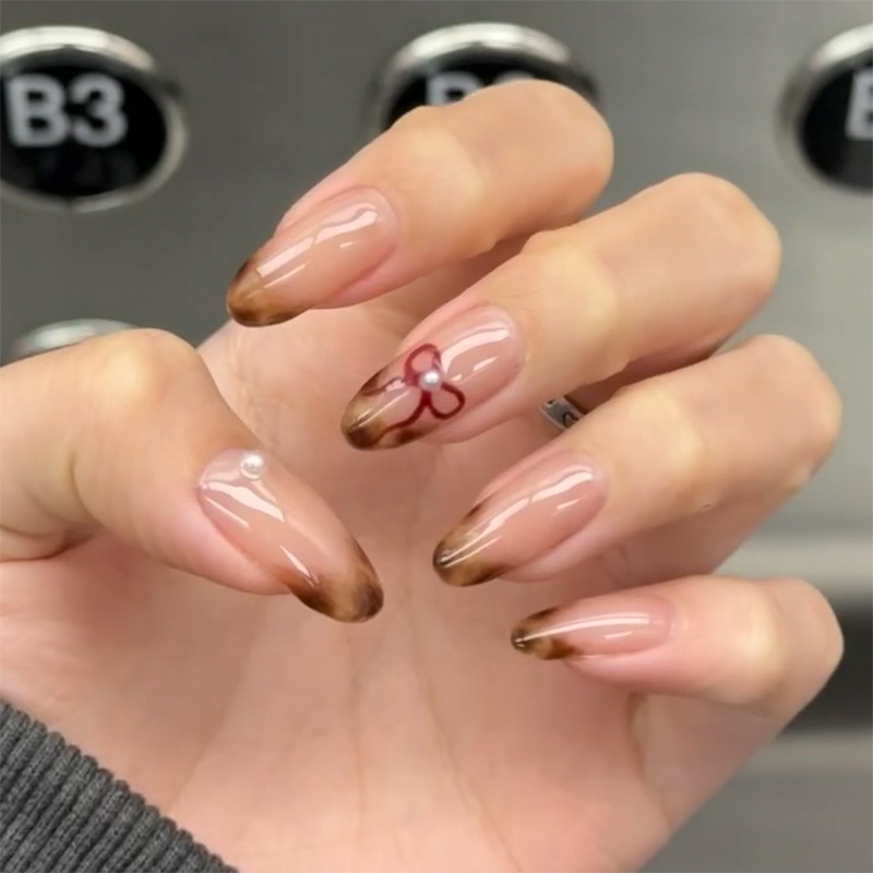 Winter French Leopard Wear Armor Advanced Bow Pearl Nail Art False Nail Short Almond Armor Wholesale Winter French Leopard Wear Armor Advanced Bow Pearl Nail Art False Nail Short Almond Armor Wholesale