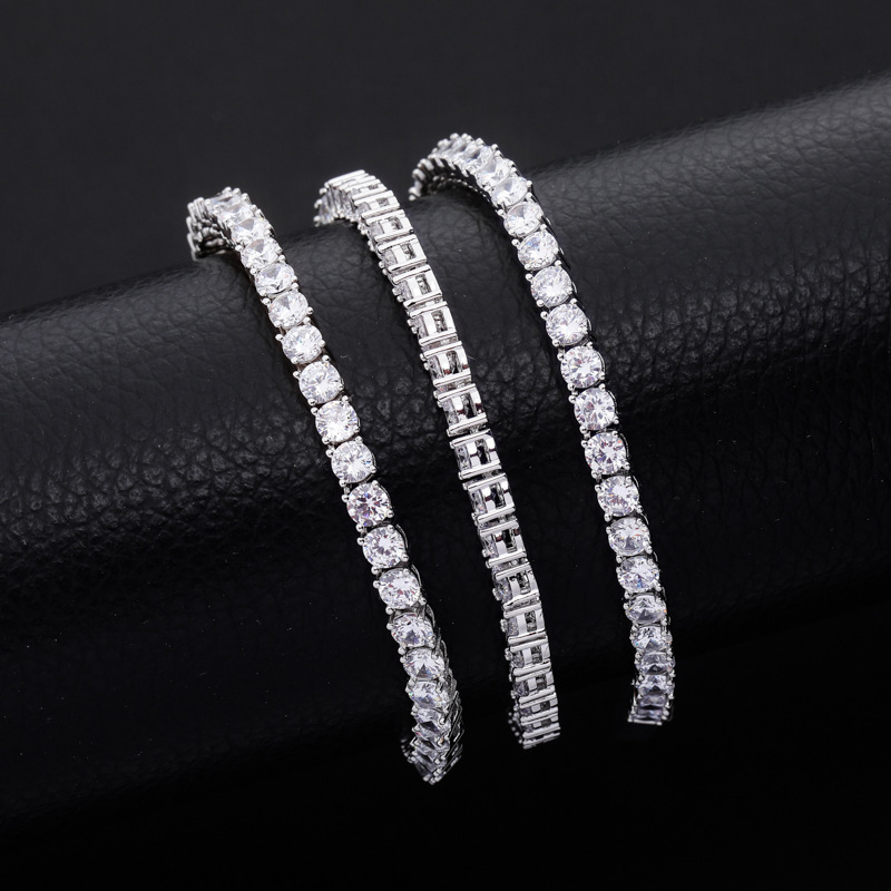 Oversized Sculptural Clear Acrylic Clip-on Earrings Modern Style_voghion.com