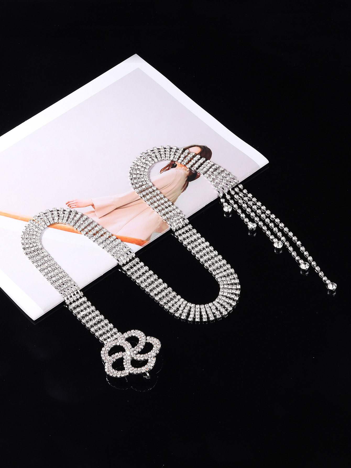 Holiday, Daily Occasion Metal Material Simple Style Solid Color Metal Women's Chain Belts