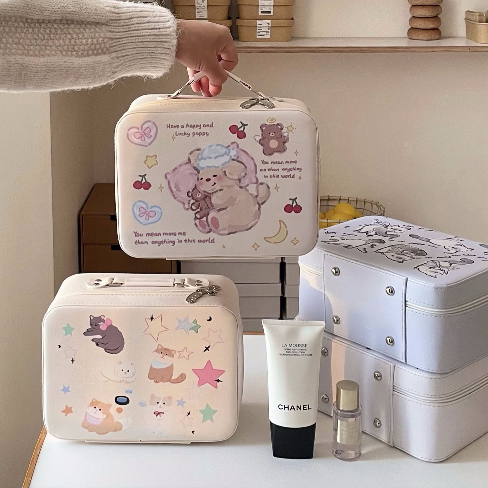높은 아름다움 가치 만화 화장품 케이스 휴대용 대용량 피부 관리 주최자 저장 상자 PU 가죽 보관 가방