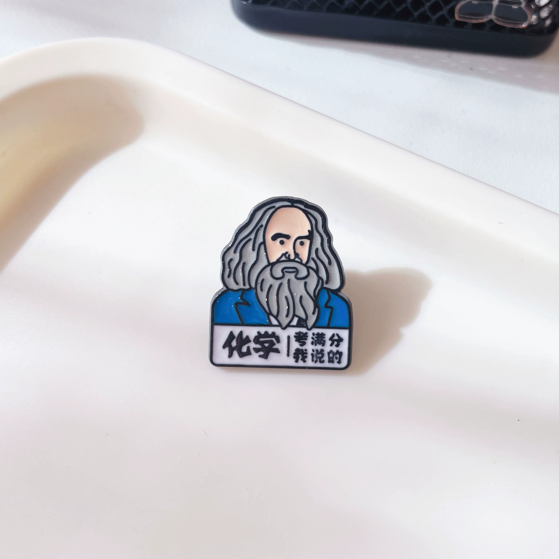 Cute brooch for students, badge, backpack, pencil case, pin