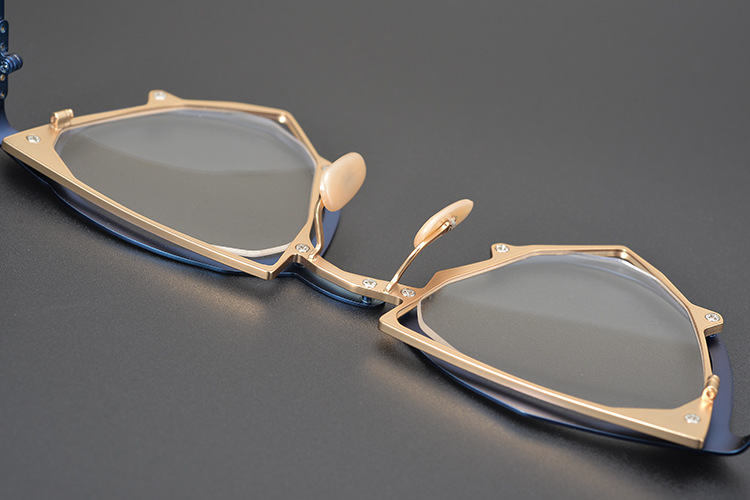 O1CN01cBycpn1V3TDXzaI2O_!!1695