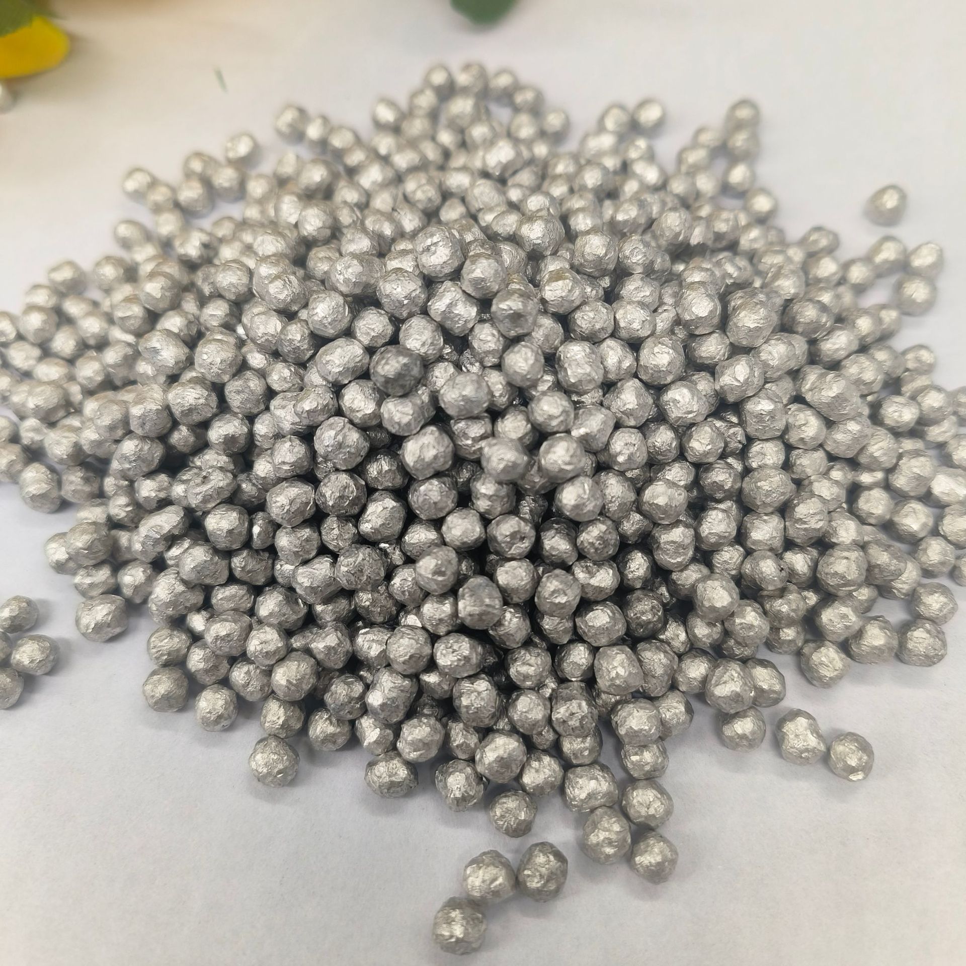 供应负电位金属钙镁颗粒 水素镁球负电位球 活化净水材料