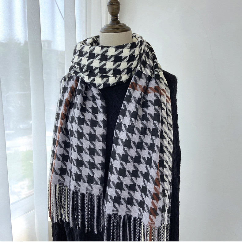 Women's Basic Plaid Imitation Cashmere Scarf display picture 3