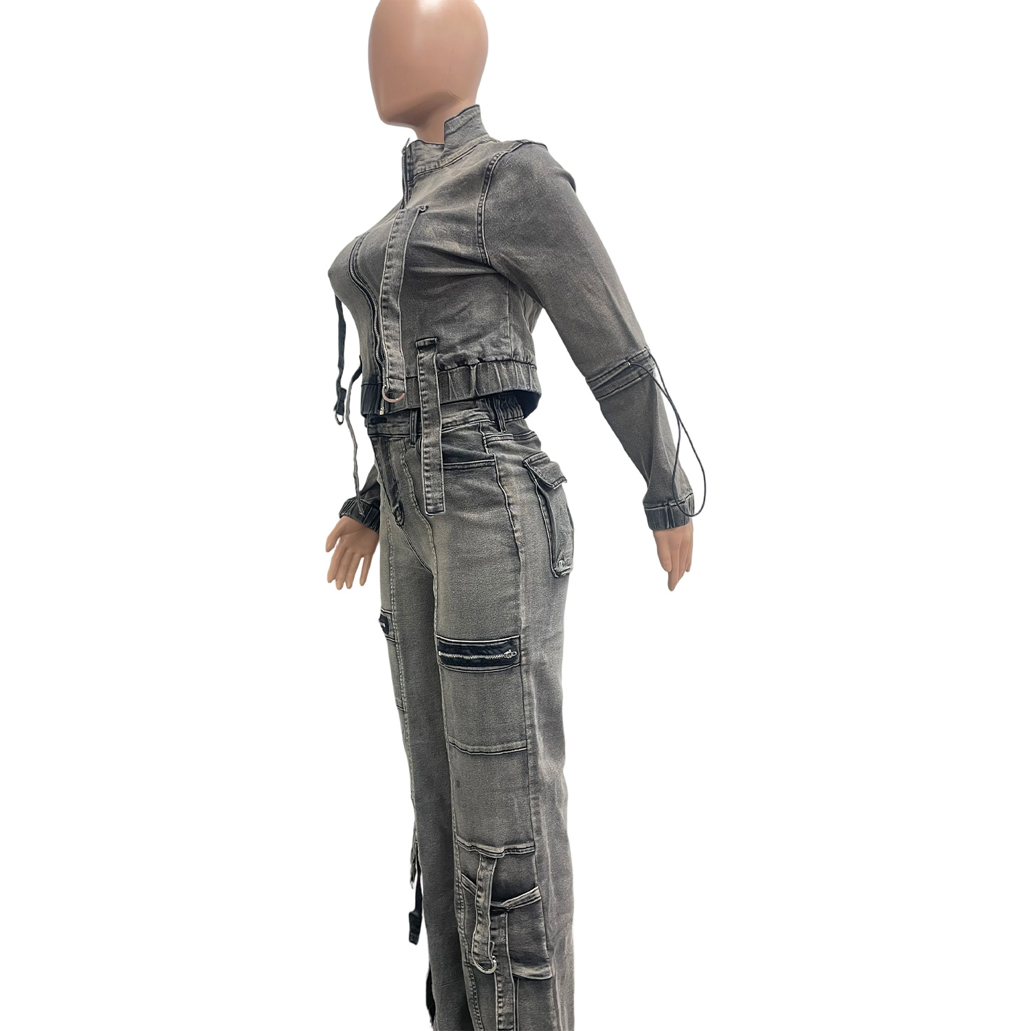 Dam denim set med stretch och högmidjade utility-byxor_voghion.com