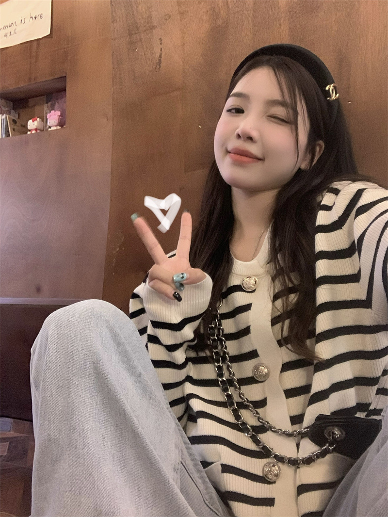 hmqViviiyNSAyin7WuaftzgMvP0HRWt37b8p