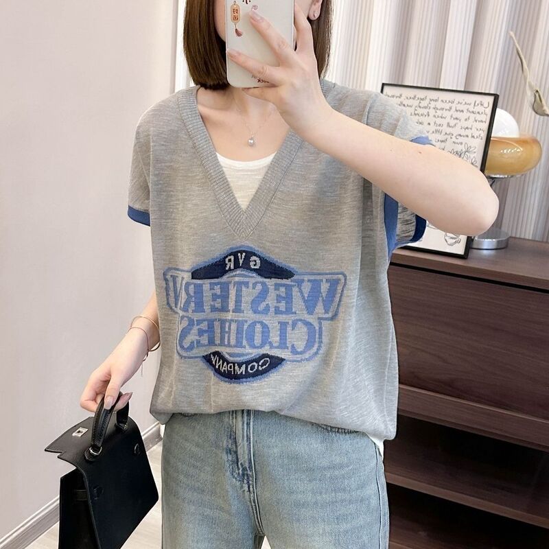 150kg Plus-Size Exquisite Loose-Fitting Slimming Design Color-Blocking Printed Ice Silk Top for Women, Faux Two-Piece, Figure-Flattering Sleeve T-Shirt 150kg Plus-Size Exquisite Loose-Fitting Slimming Design Color-Blocking Printed Ice Silk Top for Women, Faux Two-Piece, Figure-Flattering Sleeve T-Shirt