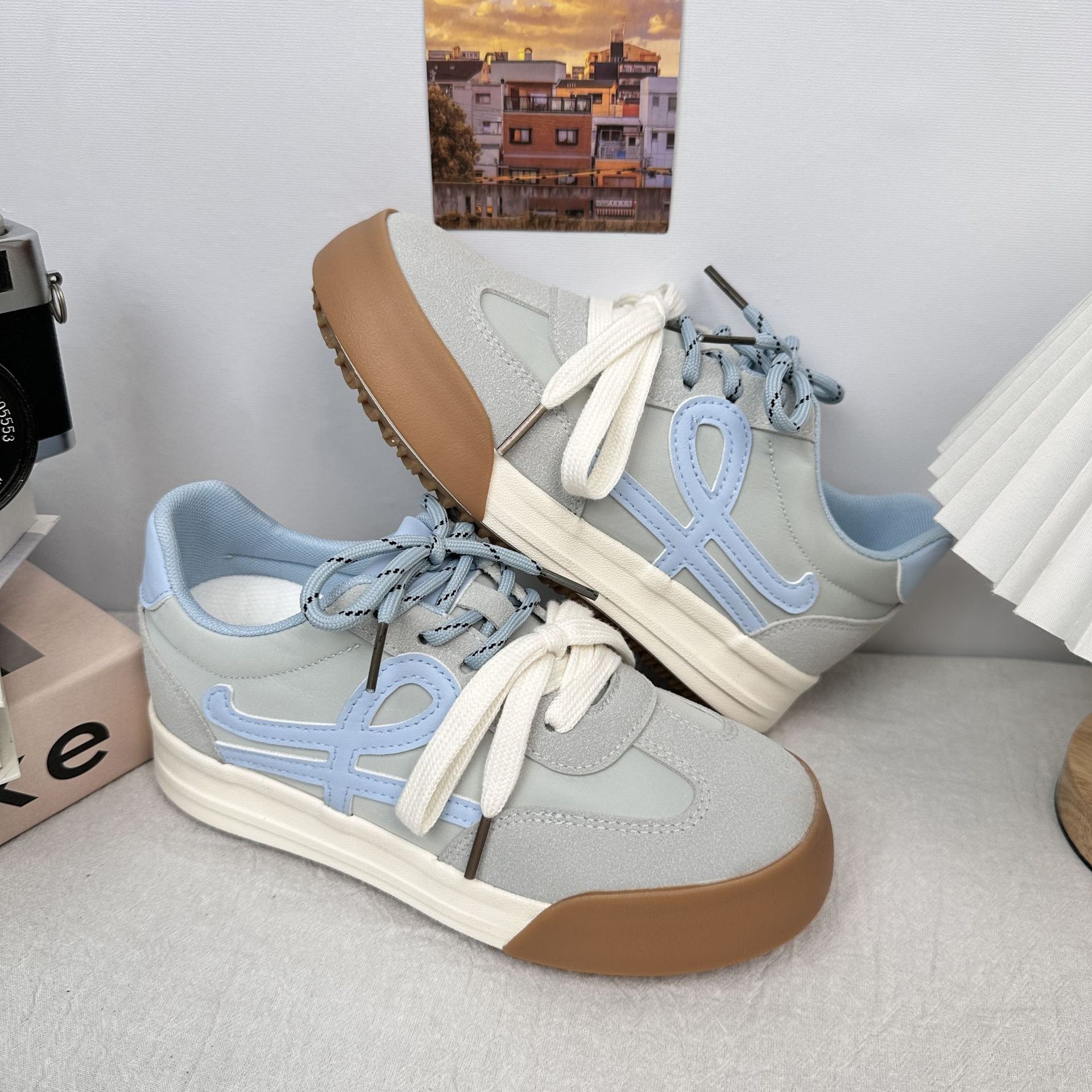 6649 Calzado de entrenamiento alemán de estilo escolar de estudiante 2025 primavera todo-fósforo suela suave zapatos cómodos zapatos de suela gruesa