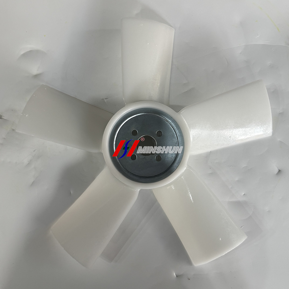 Kubota D722 fan blade 19265-74110 engine cooling fan blade excavator generator set parts