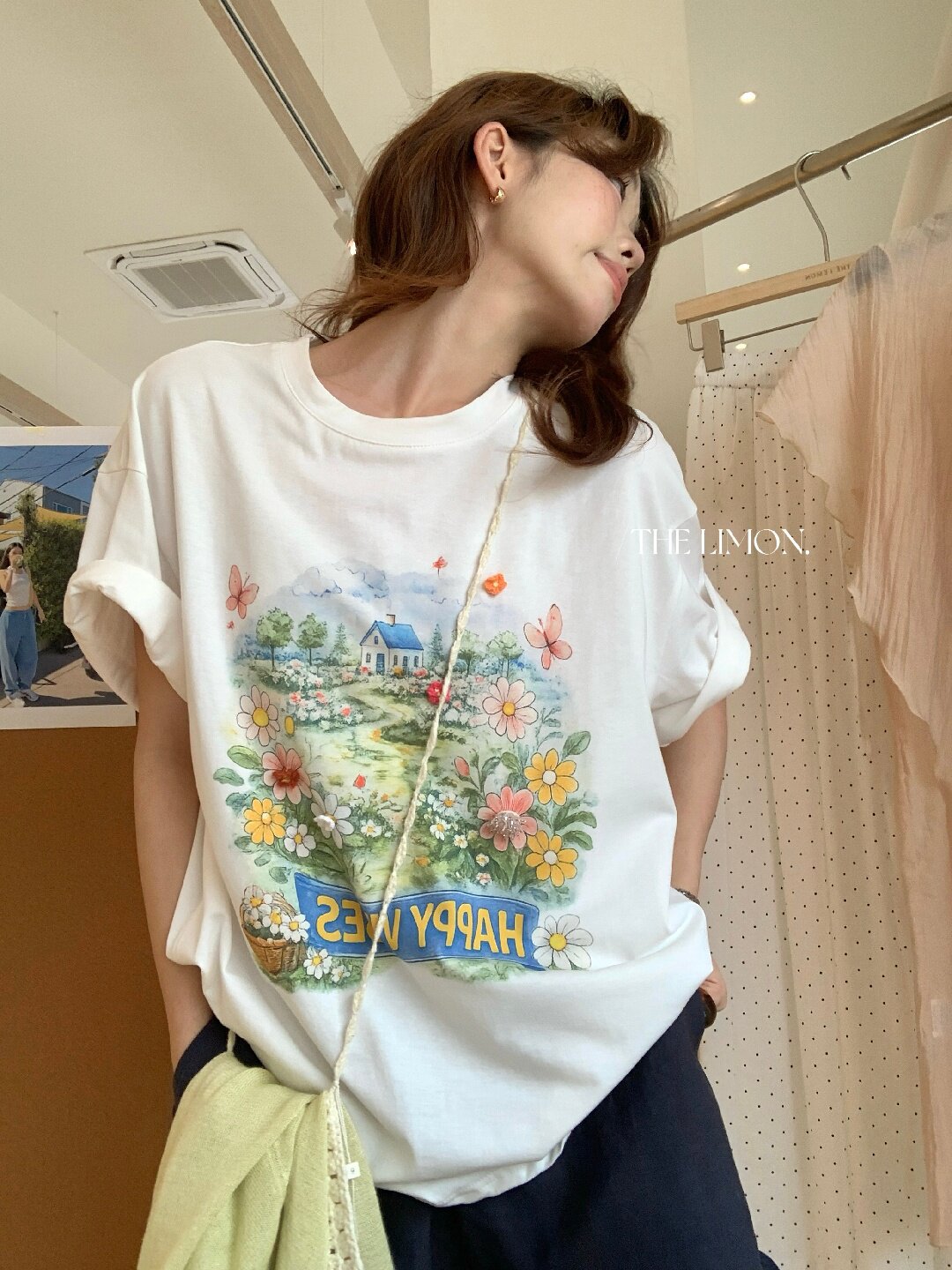 Áo thun nữ cổ tròn in họa tiết hoa vườn hè, tay ngắn, form rộng phong cách Hàn Quốc — trắng ngà chi tiết 33