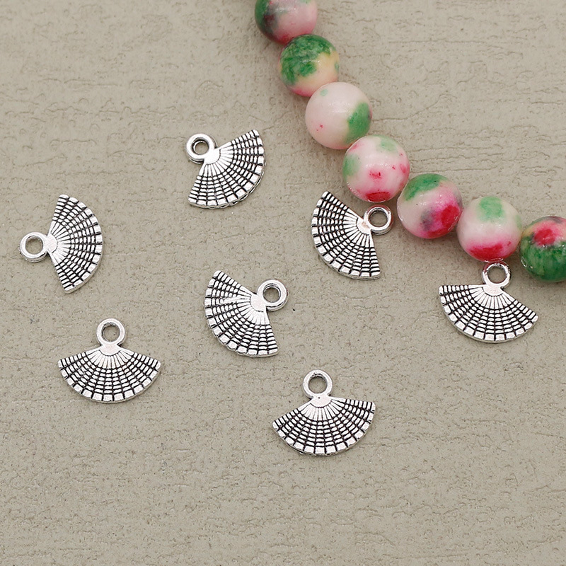 Guofeng Xizang Silver Alloy Fan Small Pendant Earrings Necklace Bracelet Folding Fan Pendant Hanging DIY Jewelry Tassel Guofeng Xizang Silver Alloy Fan Small Pendant Earrings Necklace Bracelet Folding Fan Pendant Hanging DIY Jewelry Tassel