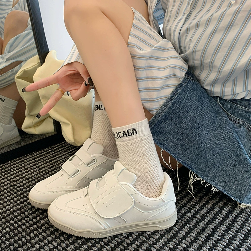 Summer universal footwear for leisure with velcro, sports shoes, Korean style
