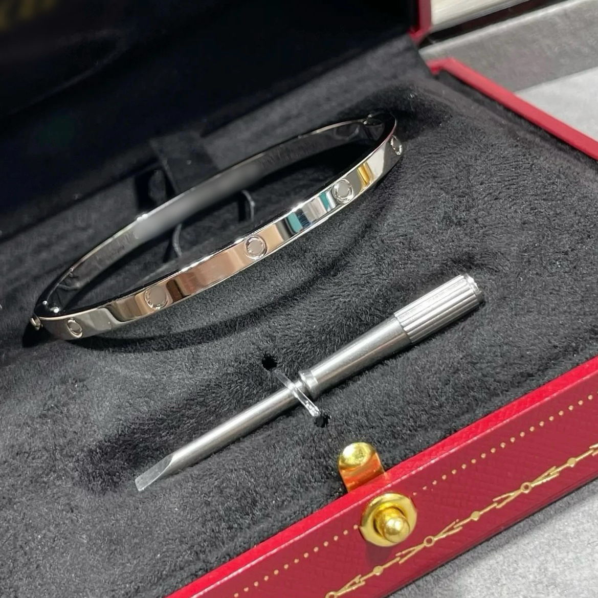 V金CNC高級版loveブレスレット、細め・中幅・幅広の新作、女性用厚め18Kローズゴールドメッキ、越境カップル向けブレスレット