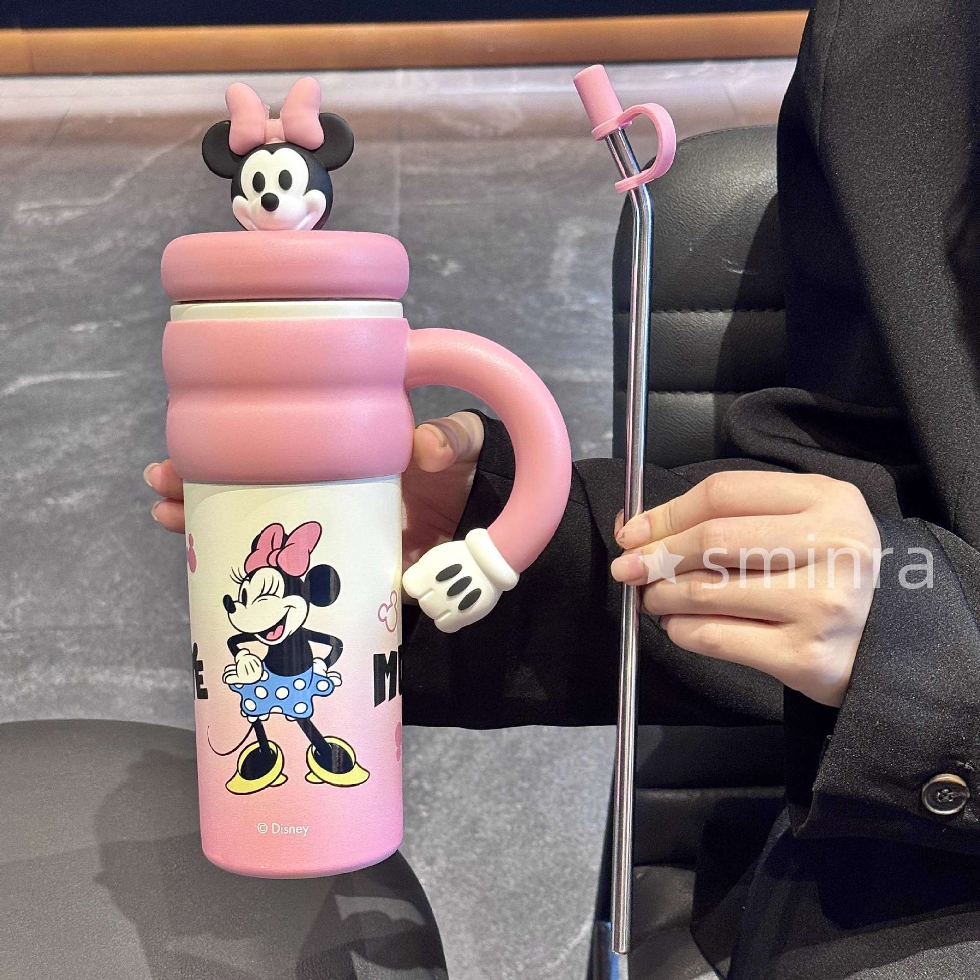 Taza de aislamiento Mickey de alto valor facial, taza de paja de bebida para hombres y mujeres, taza de oficina de hielo, taza de estudiantes de gran capacidad