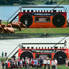 ��������C��܇���ȏd���������b�þ��^�����W�t�Ƅ����uͤ