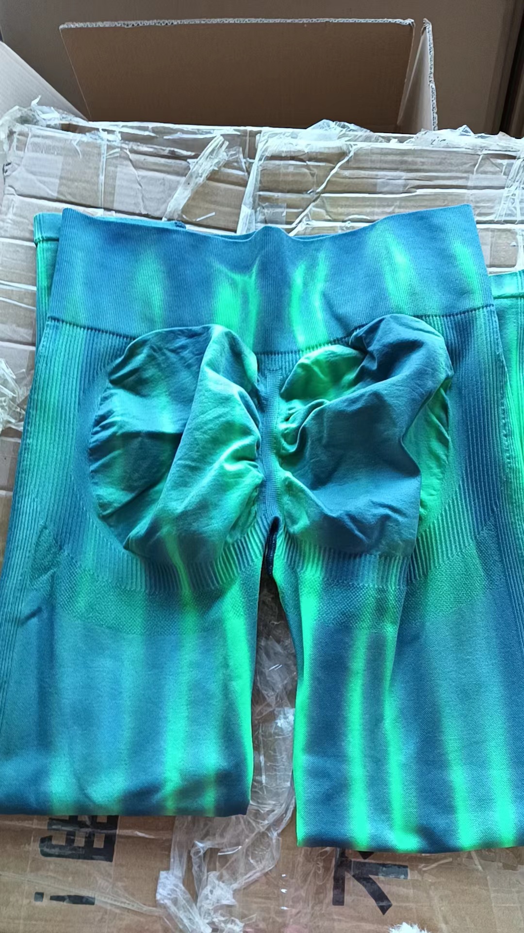 350g Weight Full Length Pants Length Chemical fiber blending, Nylon Fabric Type Leggings Pants Type Outdoor, Running Occasion Gradient Color Pattern Winter, Summer, Spring Season Fitness, Sport Style Style Fitness Sport Style Gradient Color Chemical Fiber Blending Nylon Active Bottoms Leggings 5