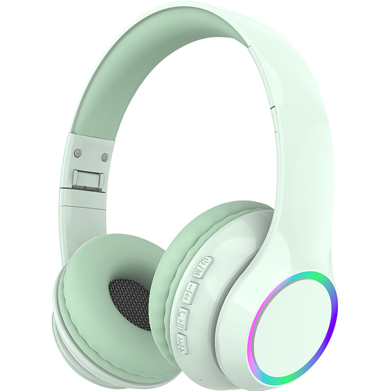 Amazon éxito auriculares Bluetooth inalámbricos LED larga duración de la música fabricante deportivo modelo privado en stock