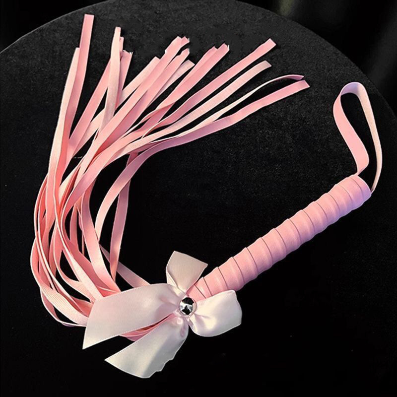 Sm Props Pvc Sexy Whip Training Punishment Bow Sexy Whip Couple Flirting Supplies Wholesale Delivery
