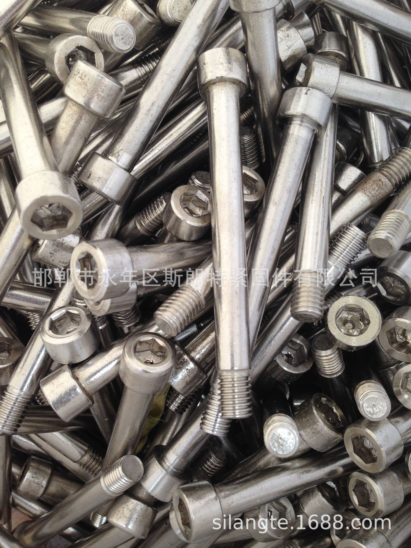 DIN 912������ ANSI/ASME B 18.3 ���������� ����ϸ��������