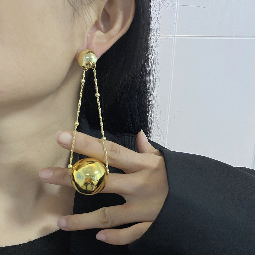 1 Pair Quantity Casual, Party Occasion 1 Pair Vintage Style Classic Style Round Solid Color Alloy Drop Earrings