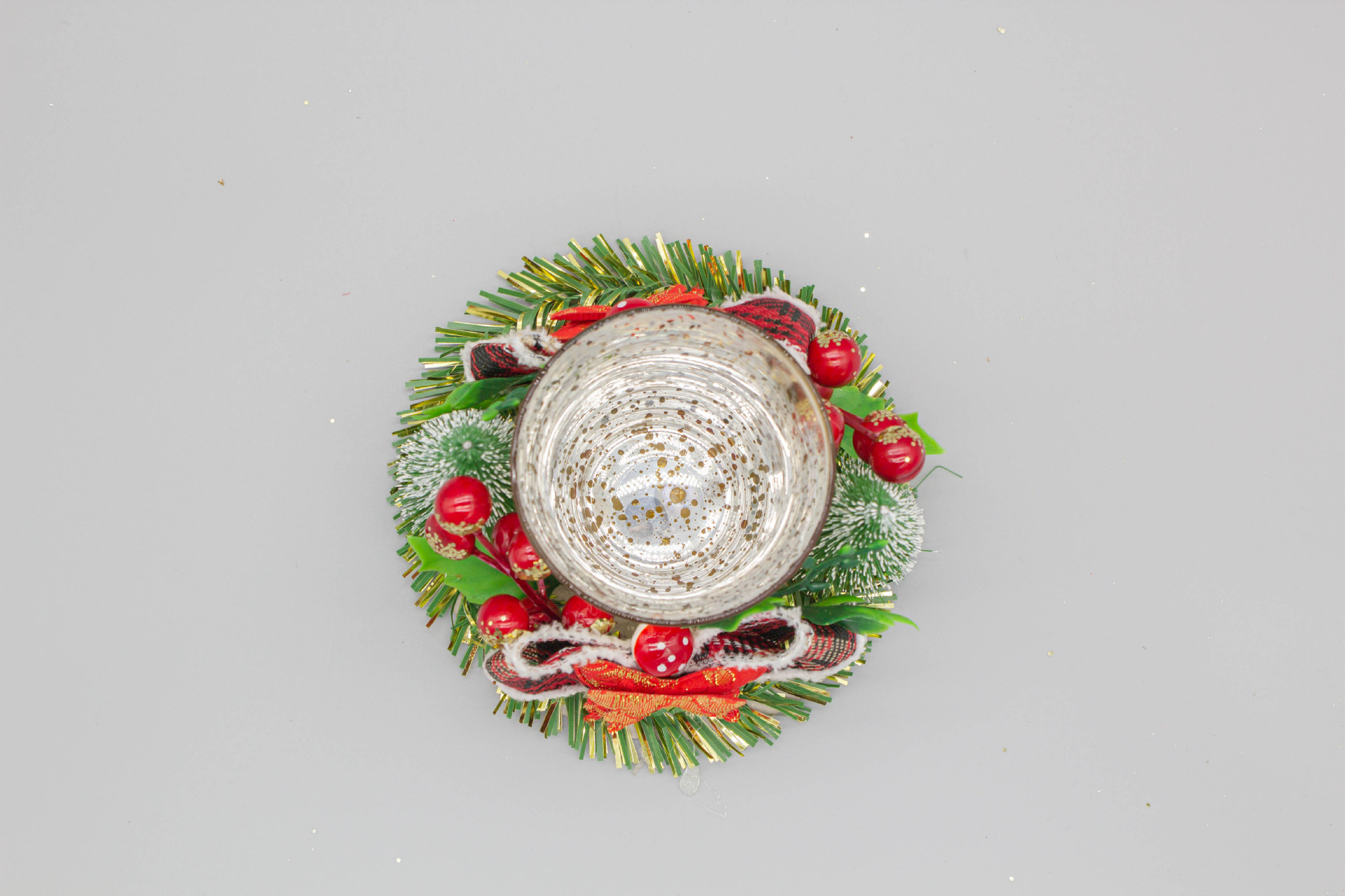 Decoraciones navideñas personalizadas candelabro de plástico navideño flor de simulación guirnaldas de pino atmósfera decoración ornamentos artesanías