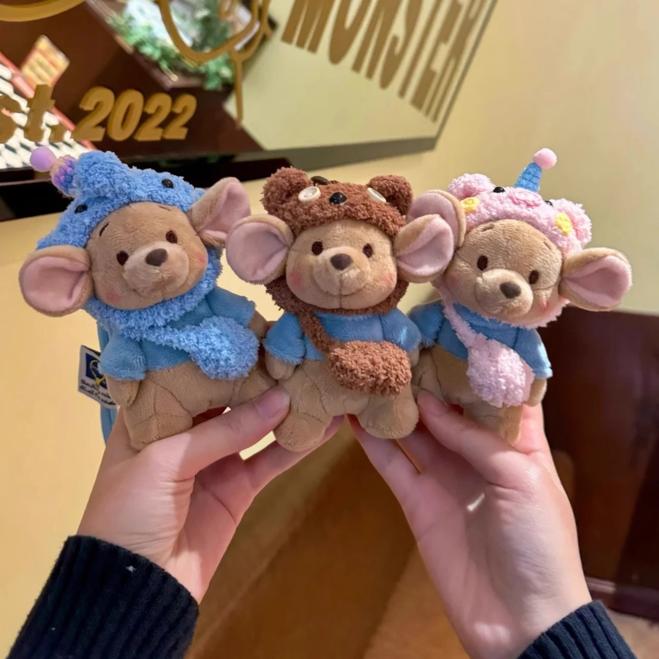 Recuerdos Chef Xiaodou Kangaroo De pie Muñeca de felpa Colgante Muñeca linda Regalo para niña Llavero de coche