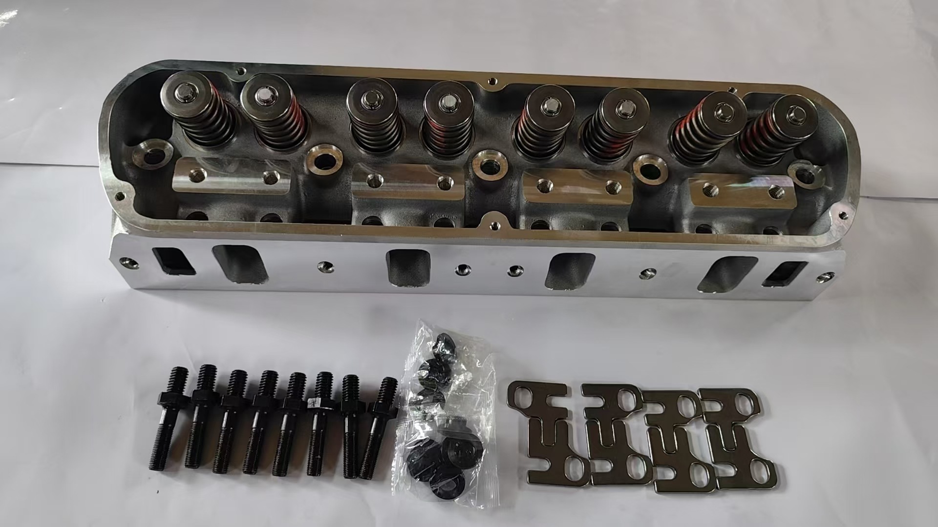Factory Direct Sales of Auto Parts Engine Cylinder Head Ford Ford302 Sbf Gt40 Cast Aluminum Cylinder Head