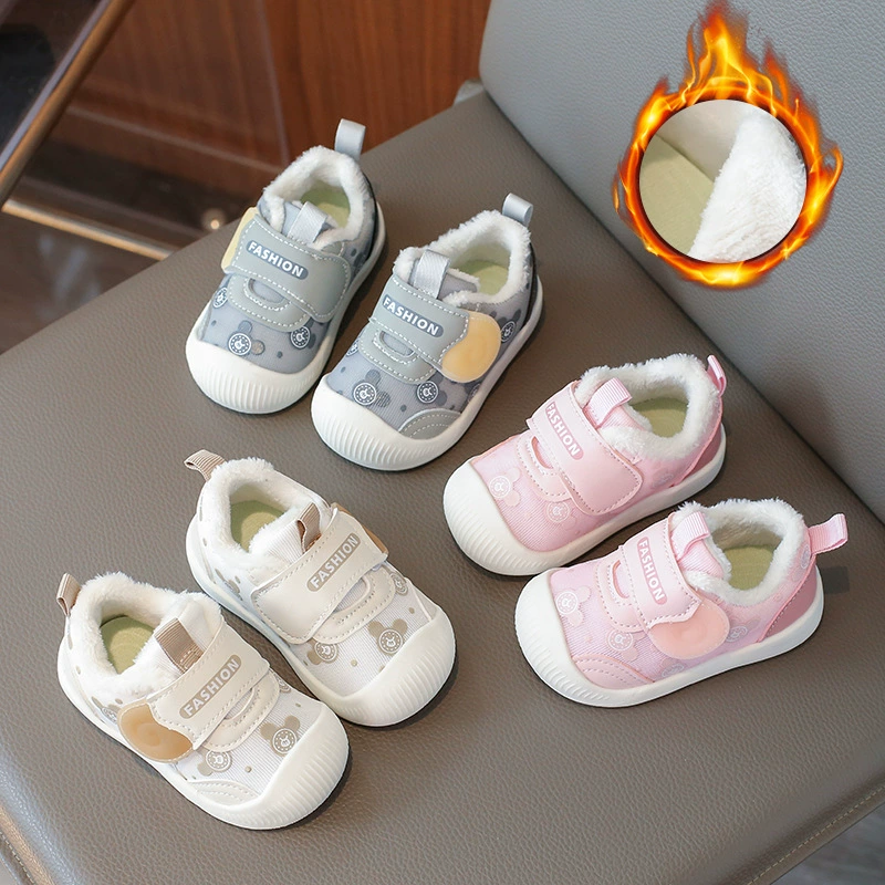 Новые зимние спортивные ботинки 2025 года для малышей, двухслойные хлопковые детские туфли, удобные хлопковые туфли на мягкой подошве, легкие и теплые, популярная модель для дропшиппинга.