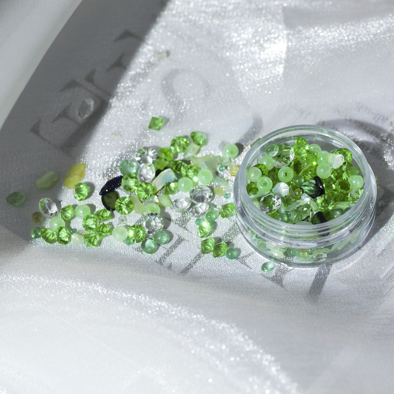 2025 New Internet Celebrous New Spring Special Oil Painting Flower Pearl Mixed Material Bag Fresh Nail Art Material