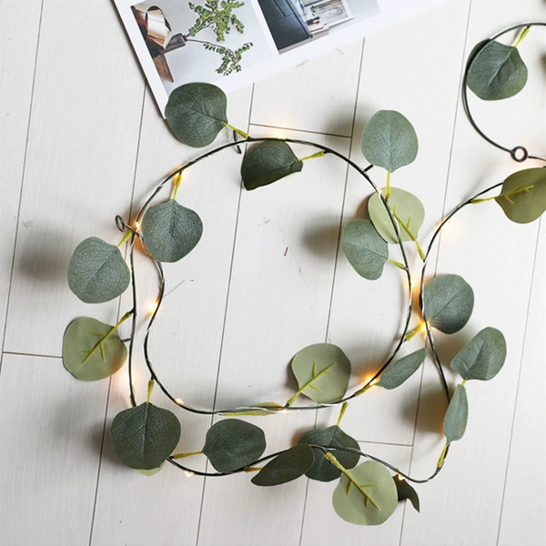 Yugali Leaf Copper Light