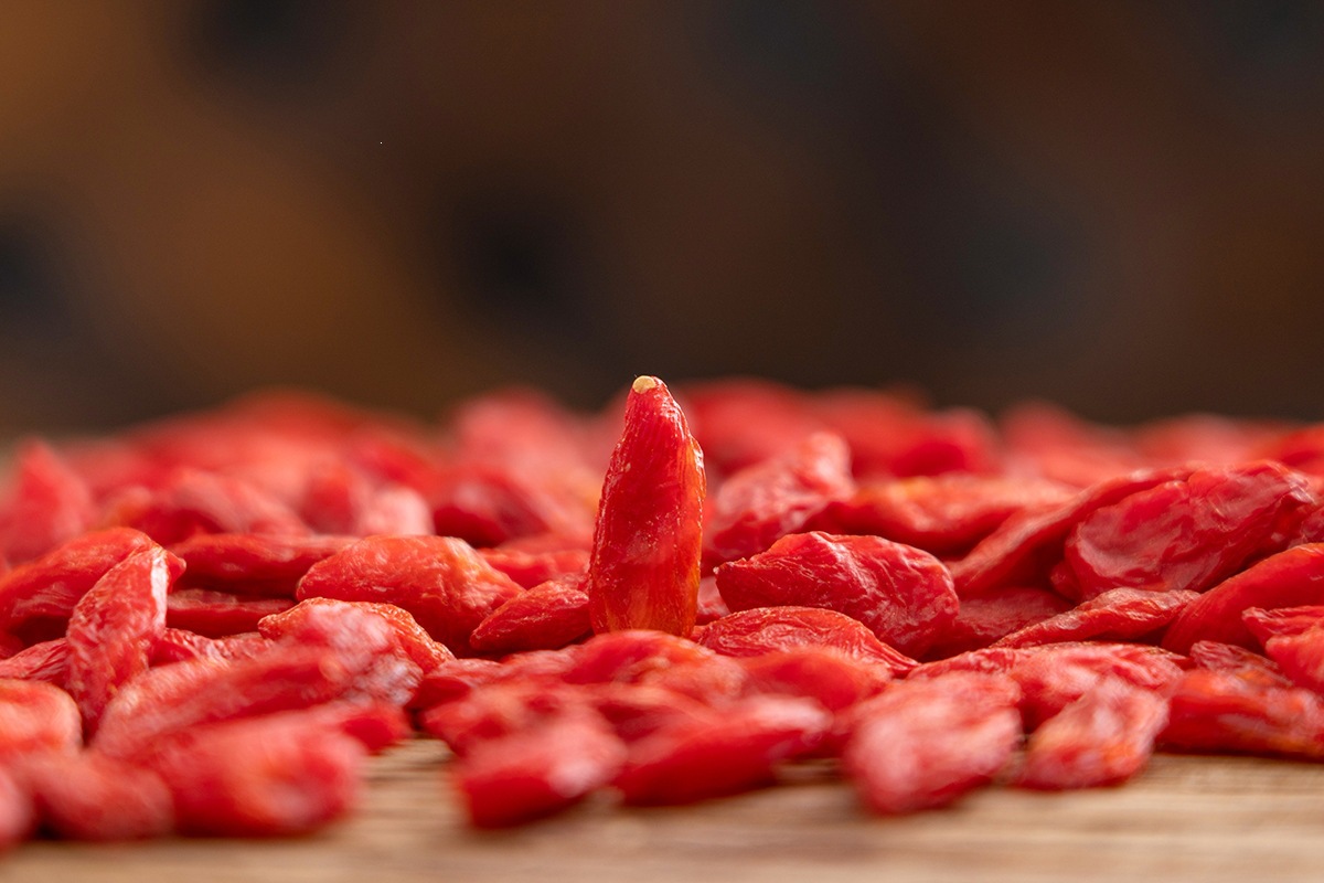 Ningxia Goji Berries Gouqizi 500g Dried Red Wolfberry Fruit for Tea Soup and Cooking overview
