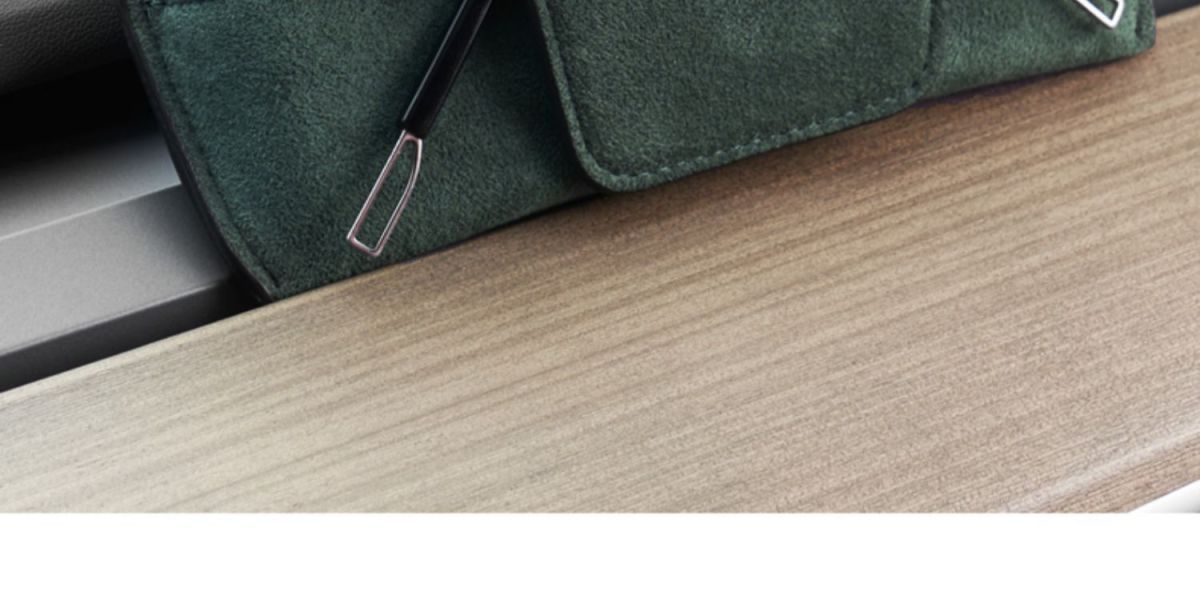 New Car Sun Visor Sunglasses Case Holder Car Sunglasses Storage Clip Car Supplies Full Car Glasses
