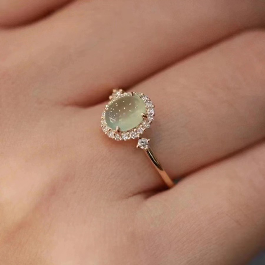 Sparkling Ring For Women, Crafted With Romance.Sleek & Comfortable, Designed To Highlight Your Charm.A Subtle Yet Stunning Piece For Dates,_voghion.com