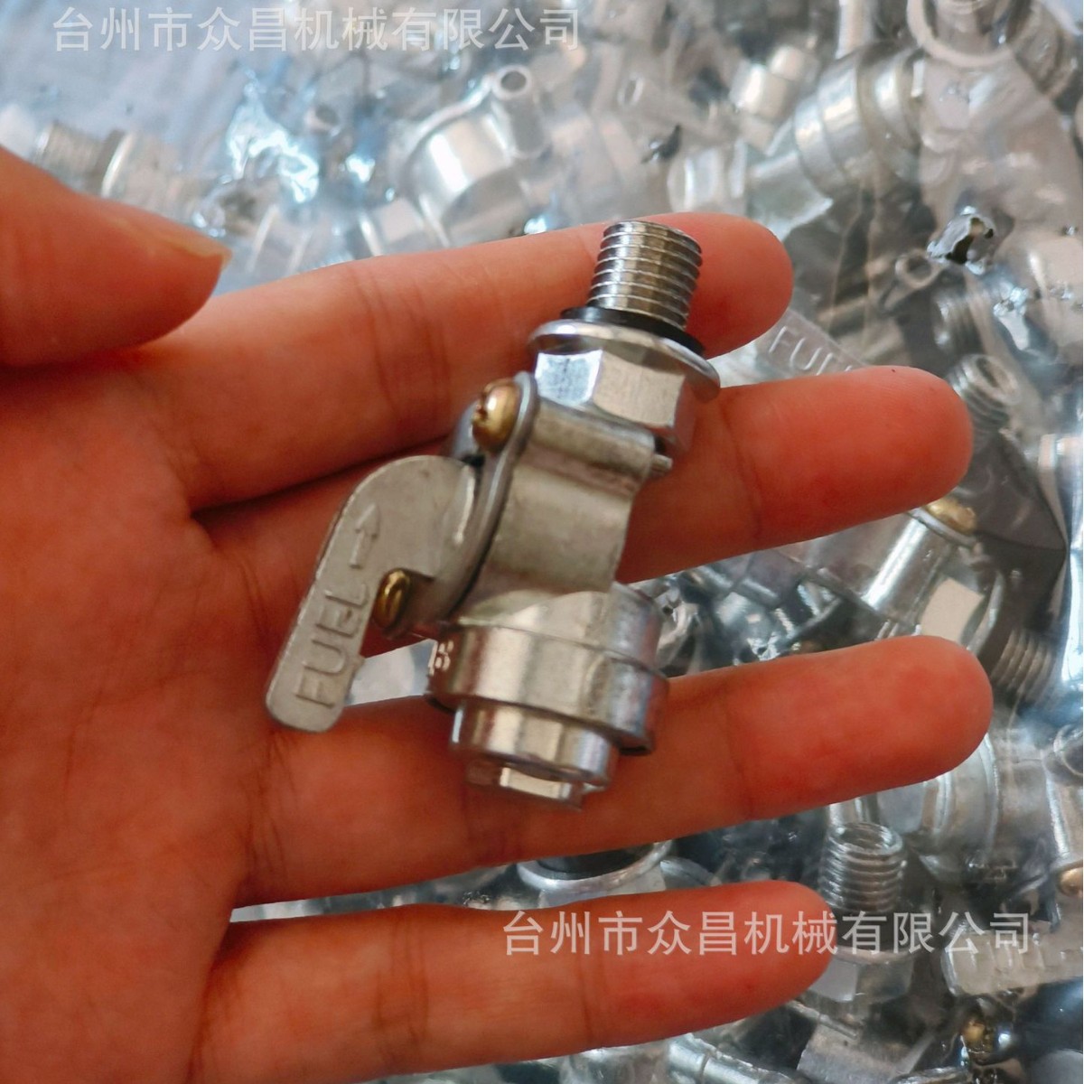 汽油机5KW 2KW 3KW汽油机油开关 GX160 发电机油开关螺纹燃油开关