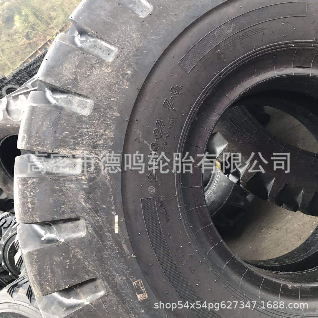 Suministro de neumáticos bulldozer 21.00-25 maquinaria de construcción neumático 2100-25