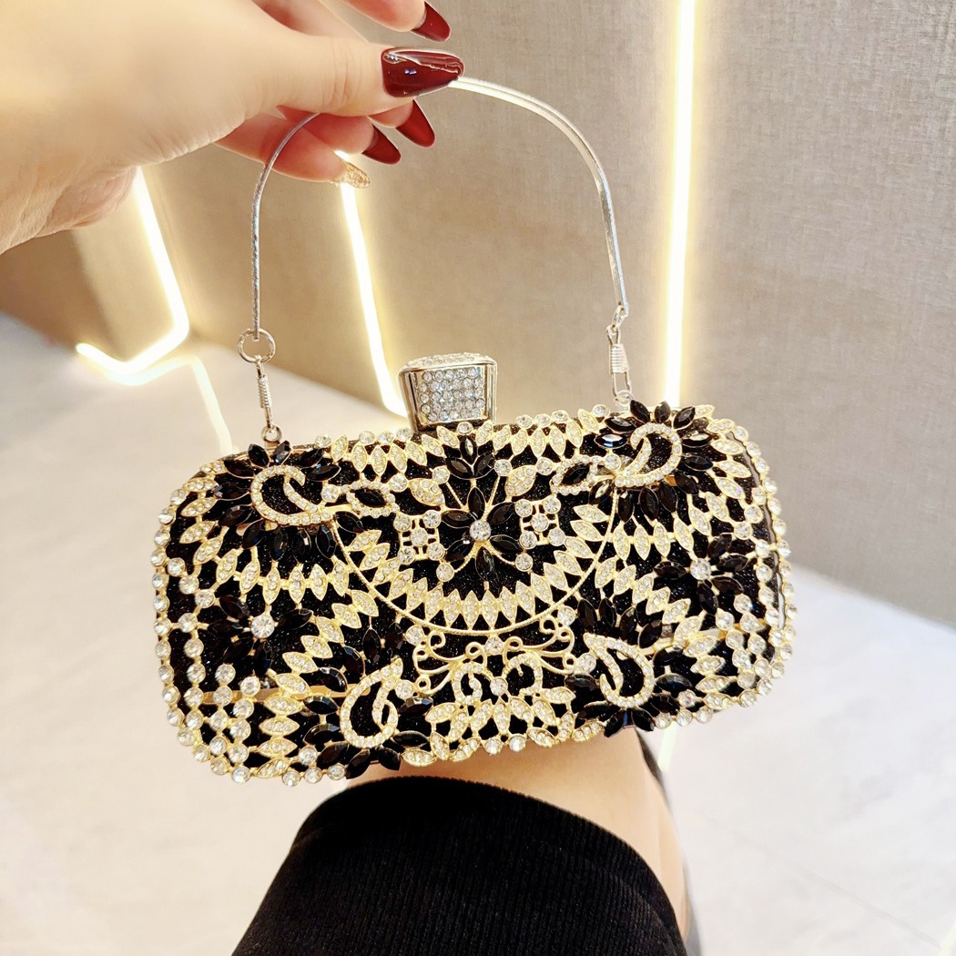 New cross-border fashion women's handbag: chic evening clutch with rhinestones, perfect for dinner parties or as a stylish shoulder bag.